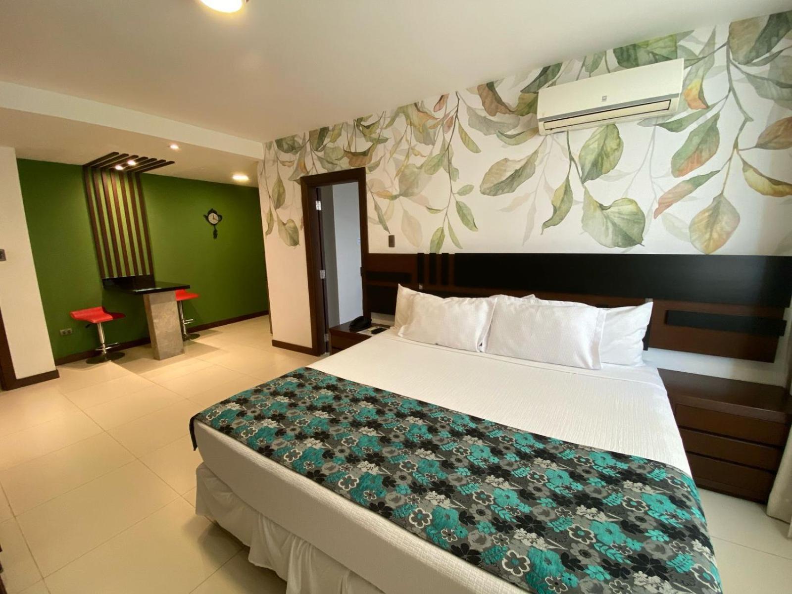 Mai Suites Apart Hotel Santa Cruz de La Sierra Eksteriør billede